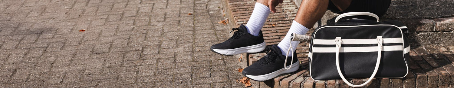Man draagt witte sportsokken