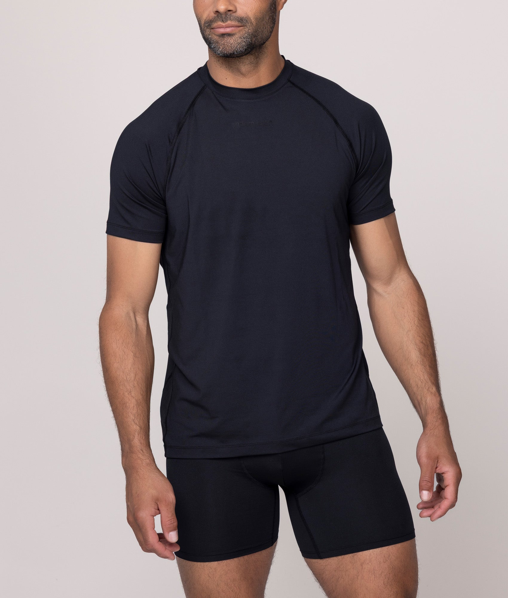 Undiemeister zwart sport shirt